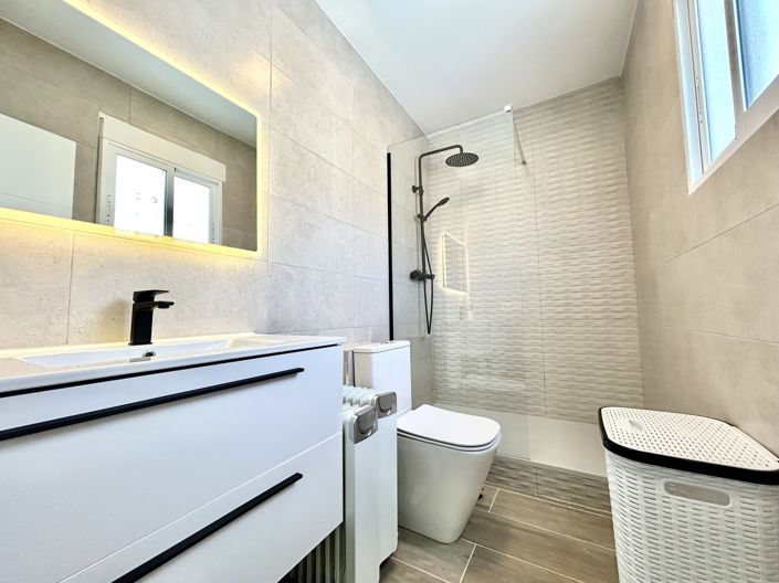 Image No.13-5 Bed Villa for sale