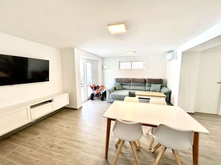 Image No.31-5 Bed Villa for sale