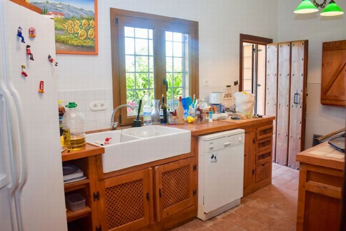 Image No.10-4 Bed Villa for sale