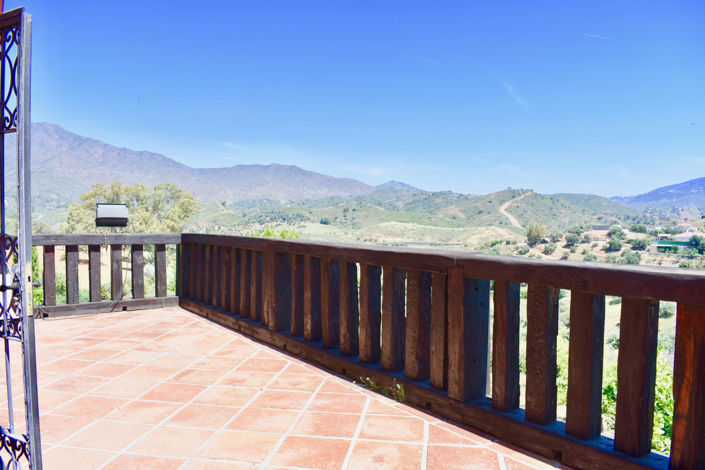 Image No.16-4 Bed House for sale