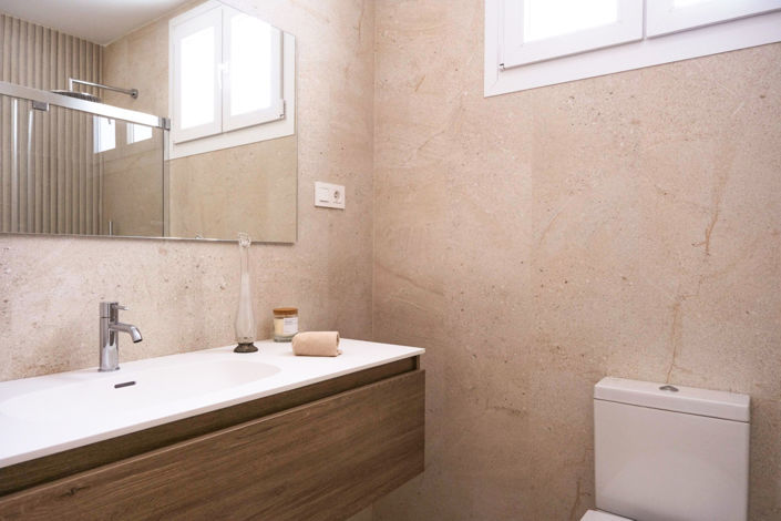 Image No.28-2 Bed Duplex for sale