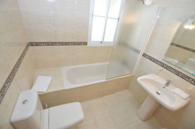 9-467d0cee5b725f3ef65f102a0c2e69c0