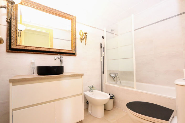 Image No.14-2 Bed Apartment for sale