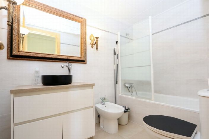 Image No.15-2 Bed Apartment for sale
