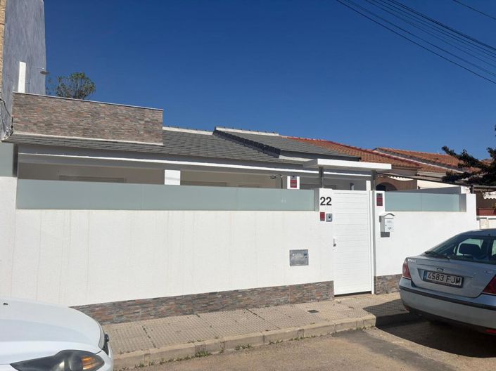 Image No.30-3 Bed Bungalow for sale