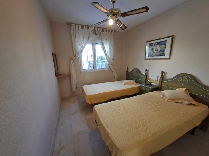 Image No.8-2 Bed Bungalow for sale