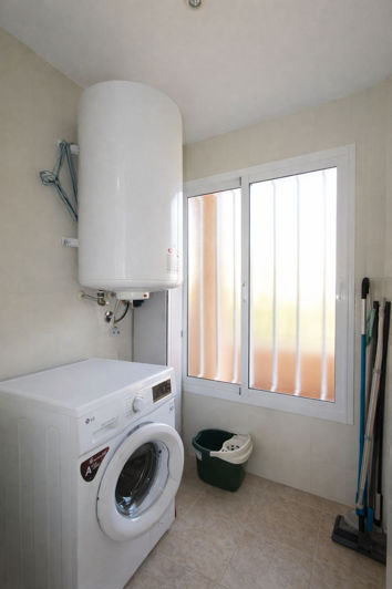 Image No.28-2 Bed Apartment for sale