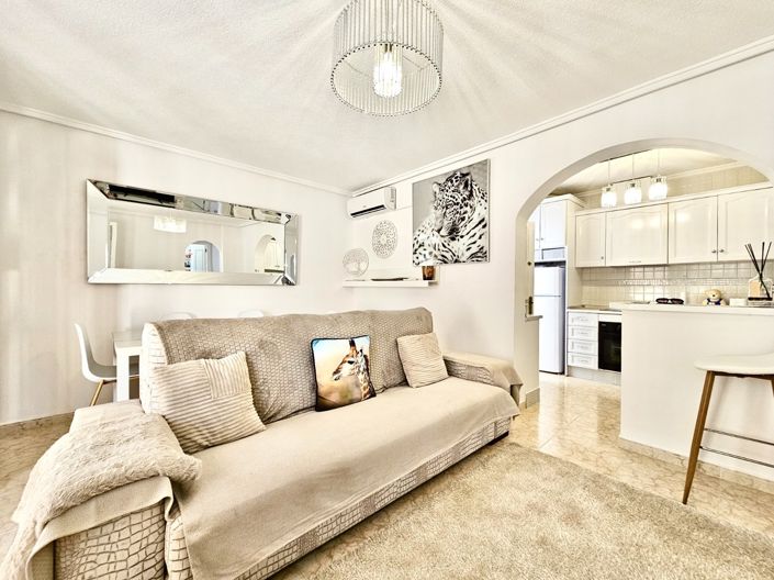 Image No.7-2 Bed Townhouse for sale