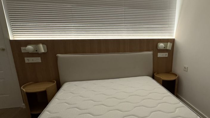 Image No.9-2 Bed Property for sale