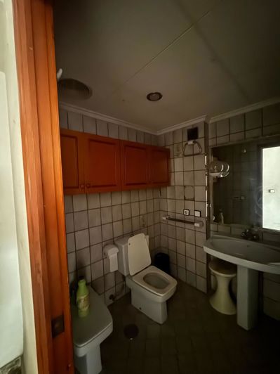 Image No.18-3 Bed Apartment for sale