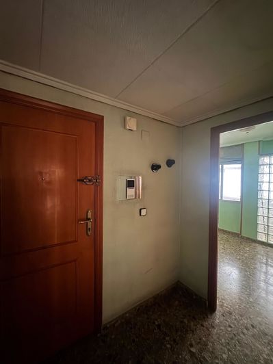 Image No.9-3 Bed Apartment for sale