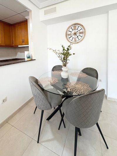 Image No.2-Propriété de 3 chambres à vendre à Torrevieja