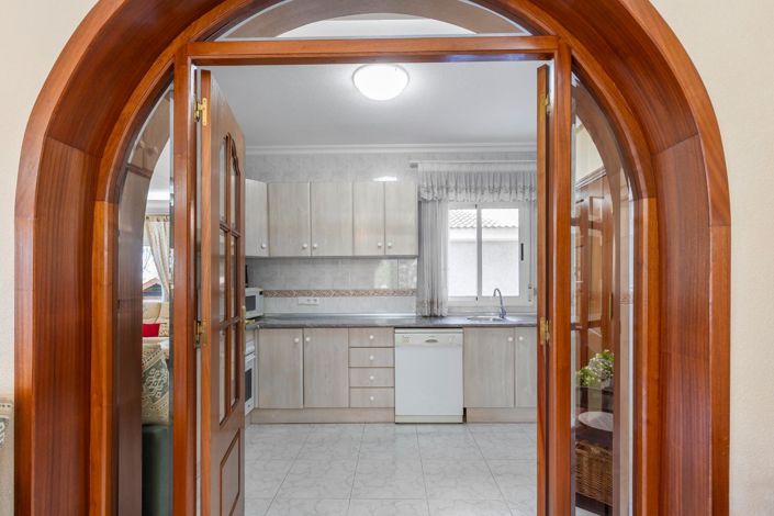 Image No.39-5 Bed Villa for sale