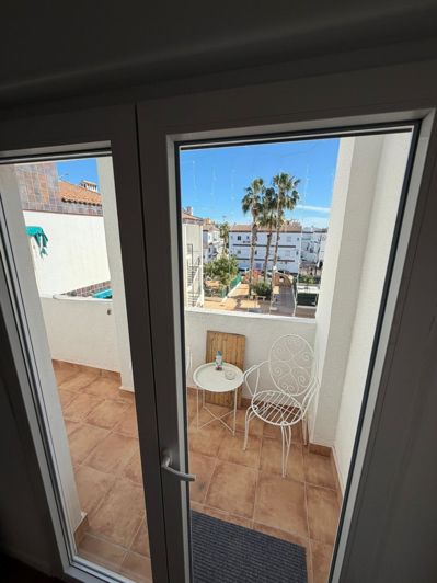 Image No.18-2 Bed House for sale