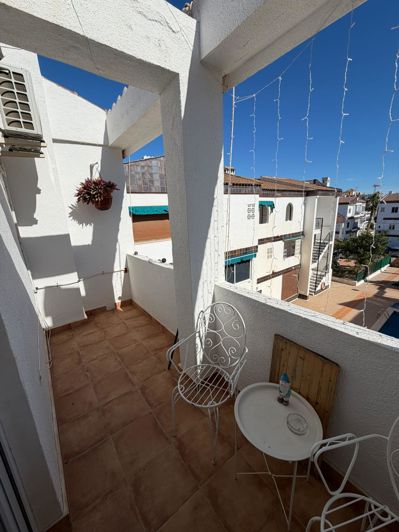 Image No.20-2 Bed House for sale