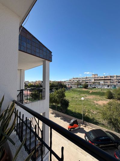 Image No.3-2 Bed House for sale
