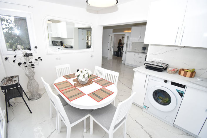 Image No.18-3 Bed House for sale