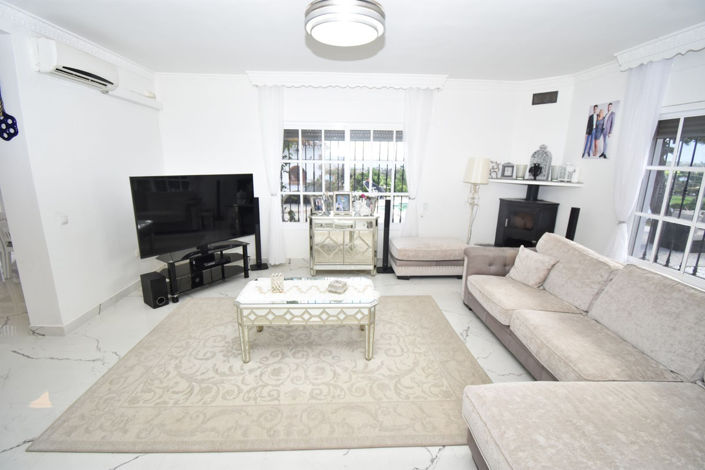 Image No.22-3 Bed House for sale