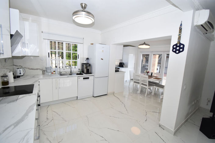 Image No.23-3 Bed House for sale