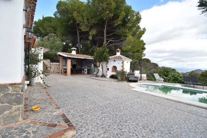 Image No.35-3 Bed House for sale