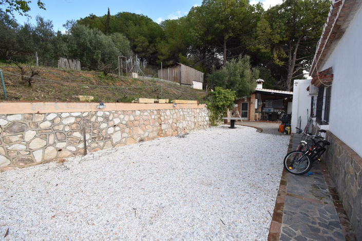 Image No.37-3 Bed House for sale