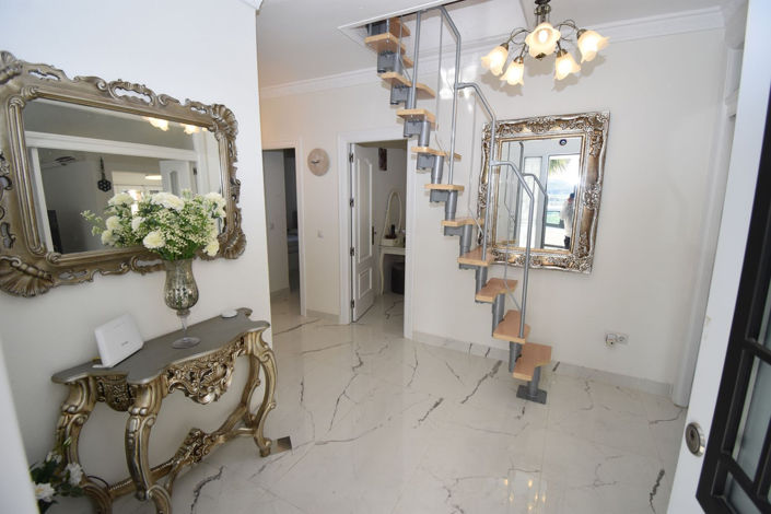 Image No.4-3 Bed House for sale