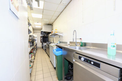 14-d70dc3102c00d7be0e872dfe1c1f86d7