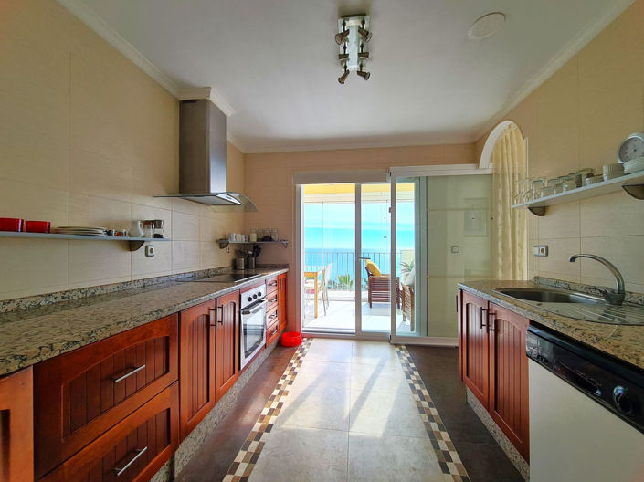 Image No.6-3 Bed Apartment for sale