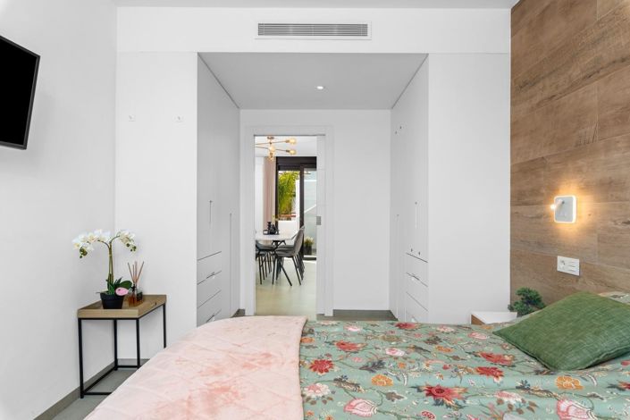 Image No.14-2 Bed Apartment for sale