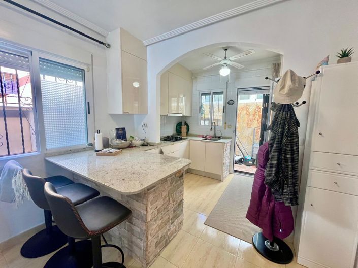 Image No.18-3 Bed Villa for sale