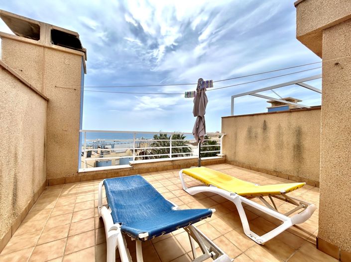 Image No.27-3 Bed Townhouse for sale