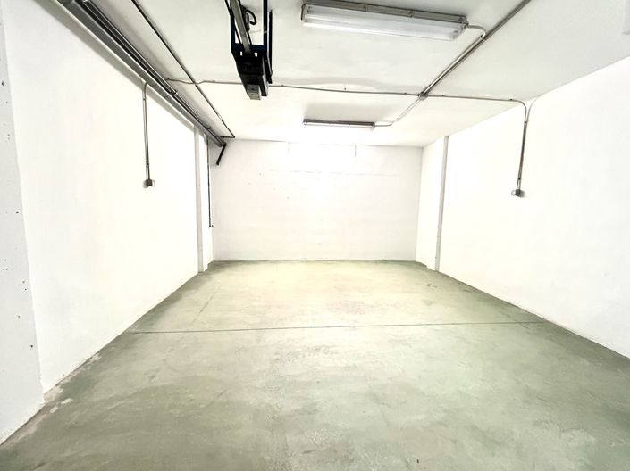 Image No.28-3 Bed Townhouse for sale