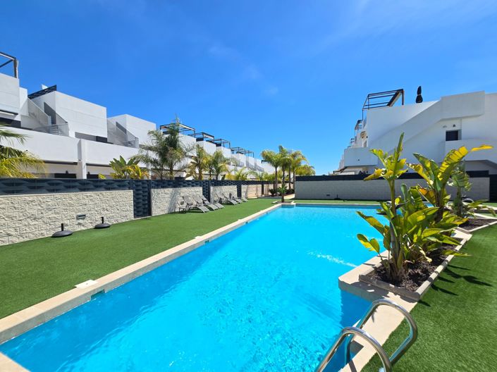 Image No.4-3 Bed Townhouse for sale