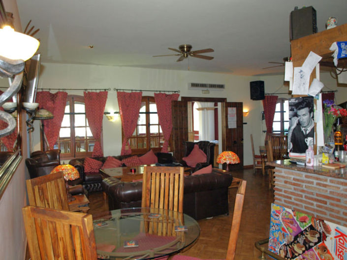 Image No.3-3 Bed Commercial for sale