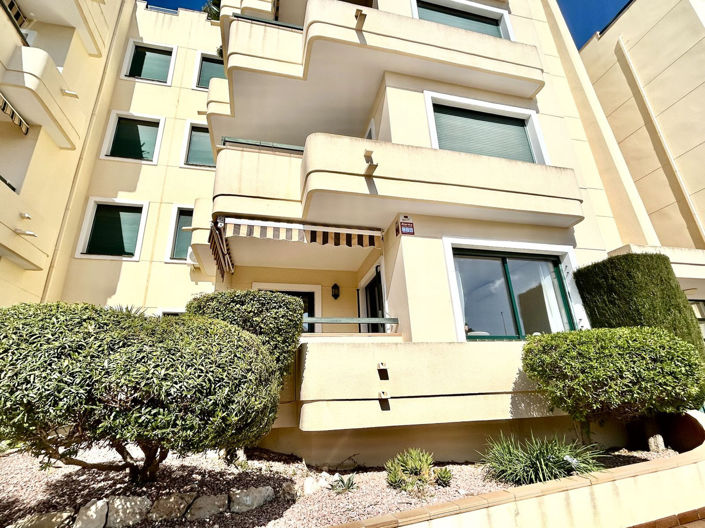 Image No.25-2 Bed Apartment for sale