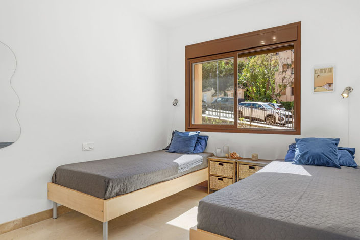 Image No.13-2 Bed Apartment for sale