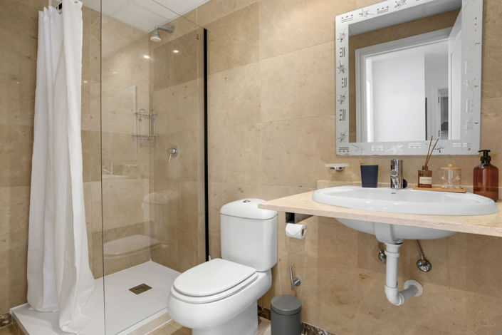 Image No.15-2 Bed Apartment for sale