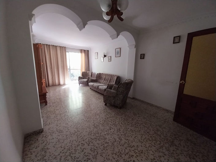 Image No.2-Maison de 3 chambres à vendre à Estepona