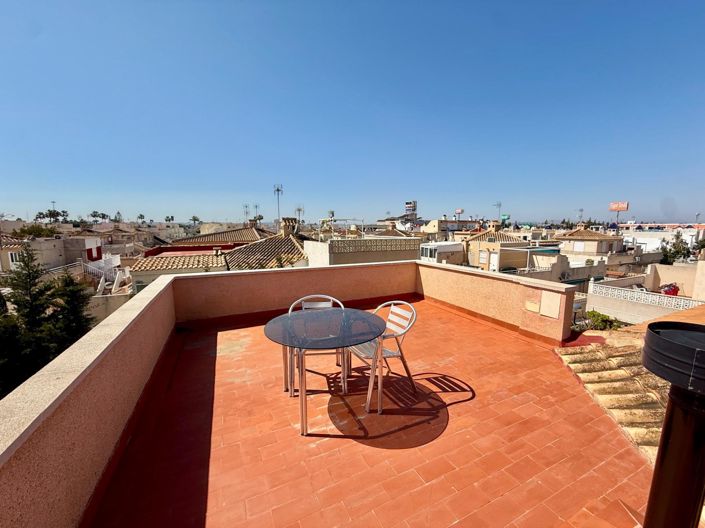Image No.34-3 Bed Townhouse for sale