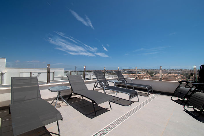 Image No.9-3 Bed House for sale