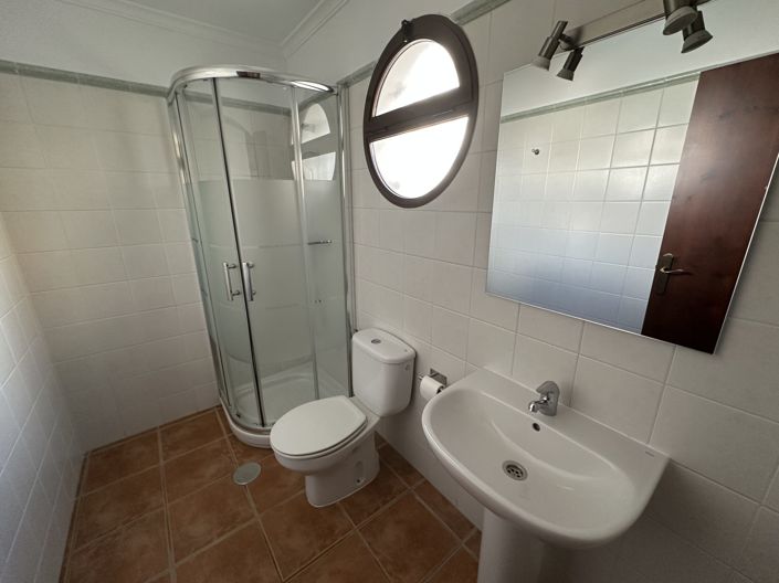 Image No.35-3 Bed Villa for sale