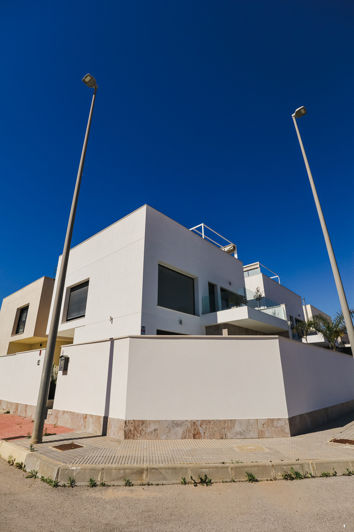 Image No.15-3 Bed Villa for sale