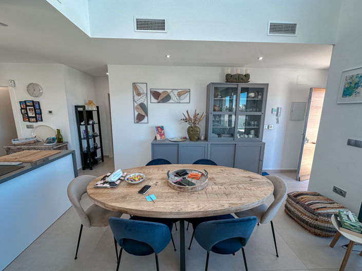 Image No.19-3 Bed Villa for sale