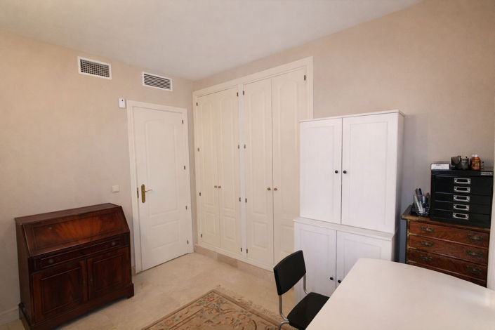 Image No.31-3 Bed Penthouse for sale