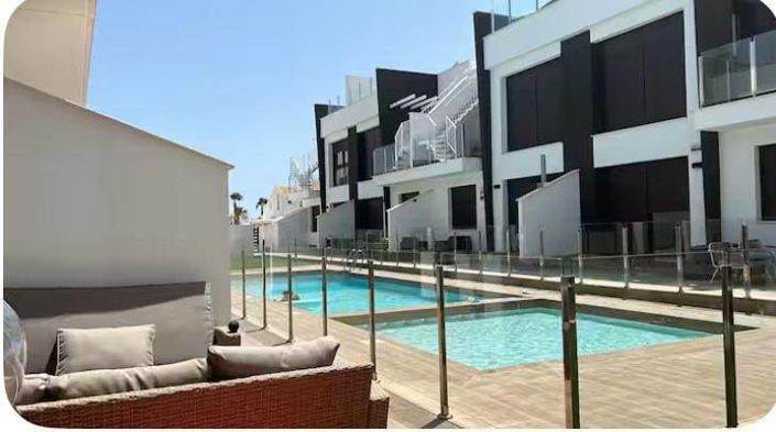 Image No.4-2 Bed Apartment for sale