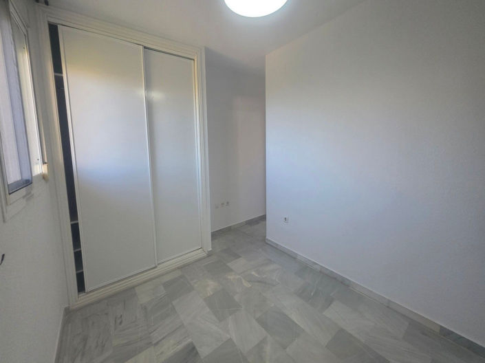 Image No.23-3 Bed Apartment for sale