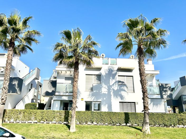 Image No.33-2 Bed Apartment for sale