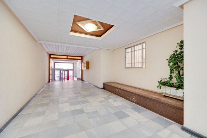 Image No.39-Appartement de 2 chambres à vendre à Torrevieja