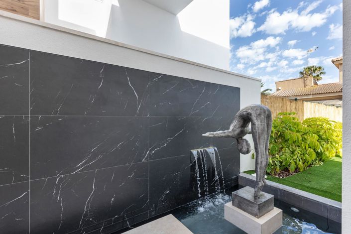 Image No.26-3 Bed Villa for sale