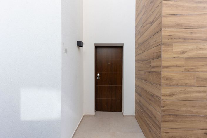 Image No.28-3 Bed Villa for sale